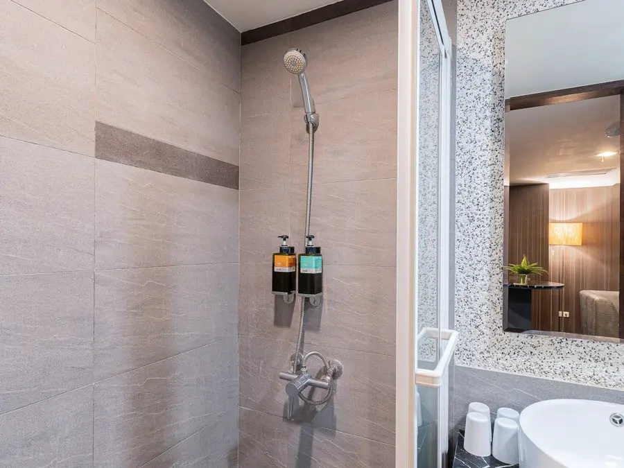 拓程套房(家庭房) QDR